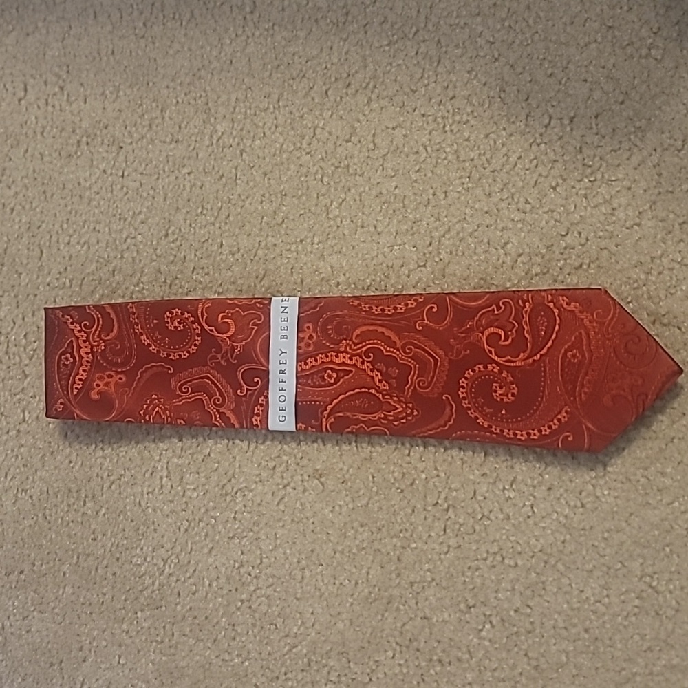 Men's Geoffrey Beene handmade silk tie Red